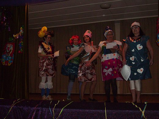 frauenfasching_2008_0007.jpg