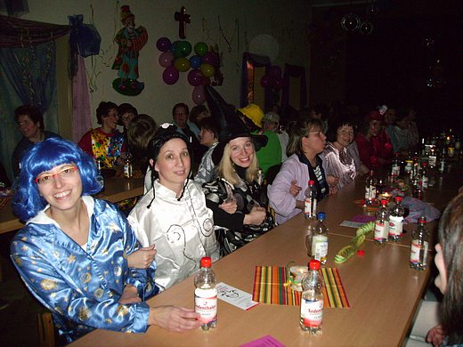 frauenfasching_2008_0018.jpg